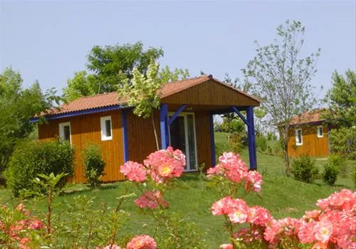 camping-les-valades--coux-et-bigaroque-atfyq