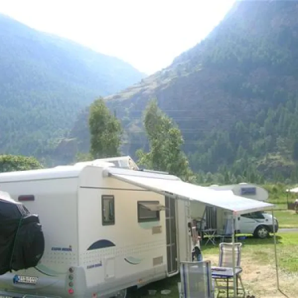 camping-alphubel-tsch-iyvof