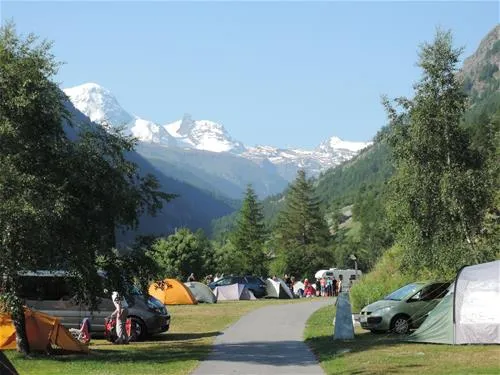 camping-alphubel-tsch-lvlvd