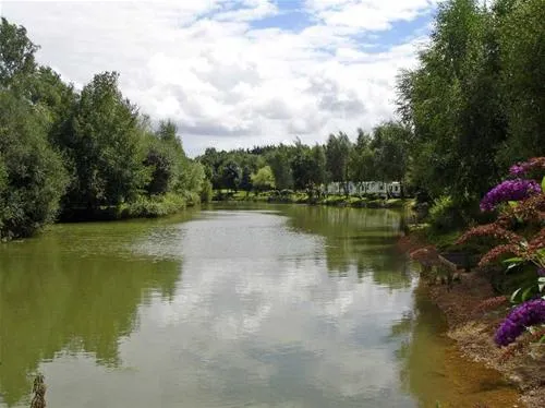camping-le-malidor-charchigne-k6ush