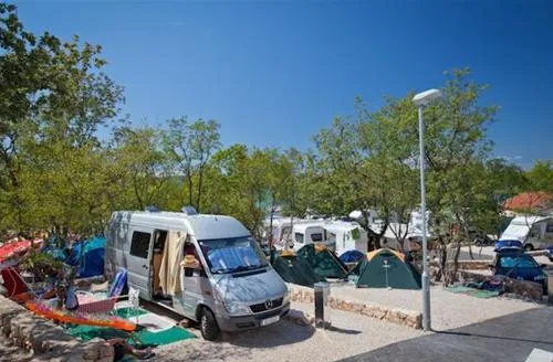 camping-slamni-dobrinj-lvoay