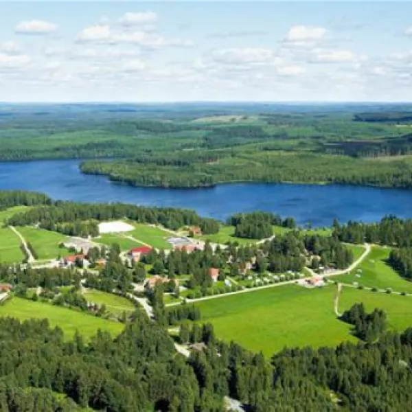 iso-kirja-camping-keuruu-h3wln