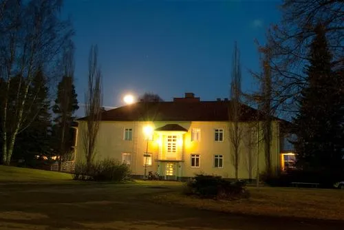 iso-kirja-camping-keuruu-r8o7s