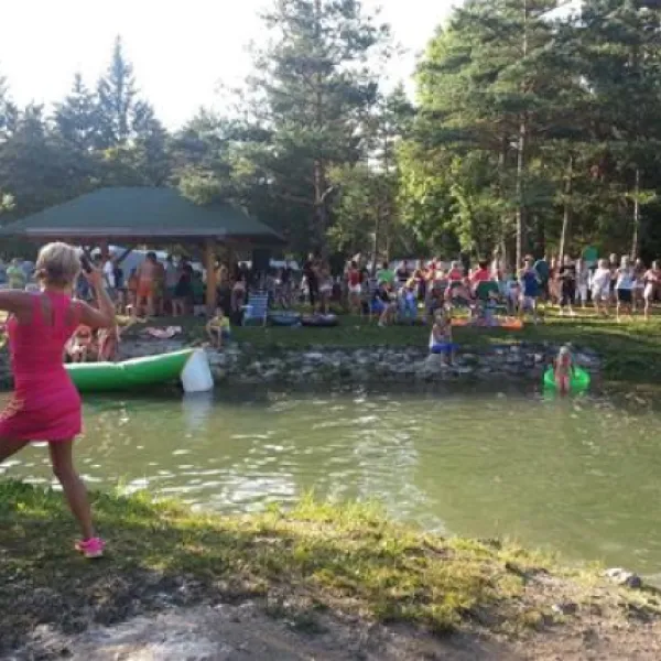 camping-menina-recica-ob-savinji-6uhrg