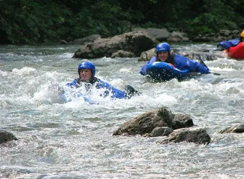 camping-menina-recica-ob-savinji-8r5zu