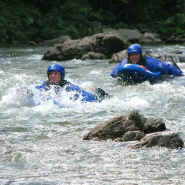 camping-menina-recica-ob-savinji-8r5zu