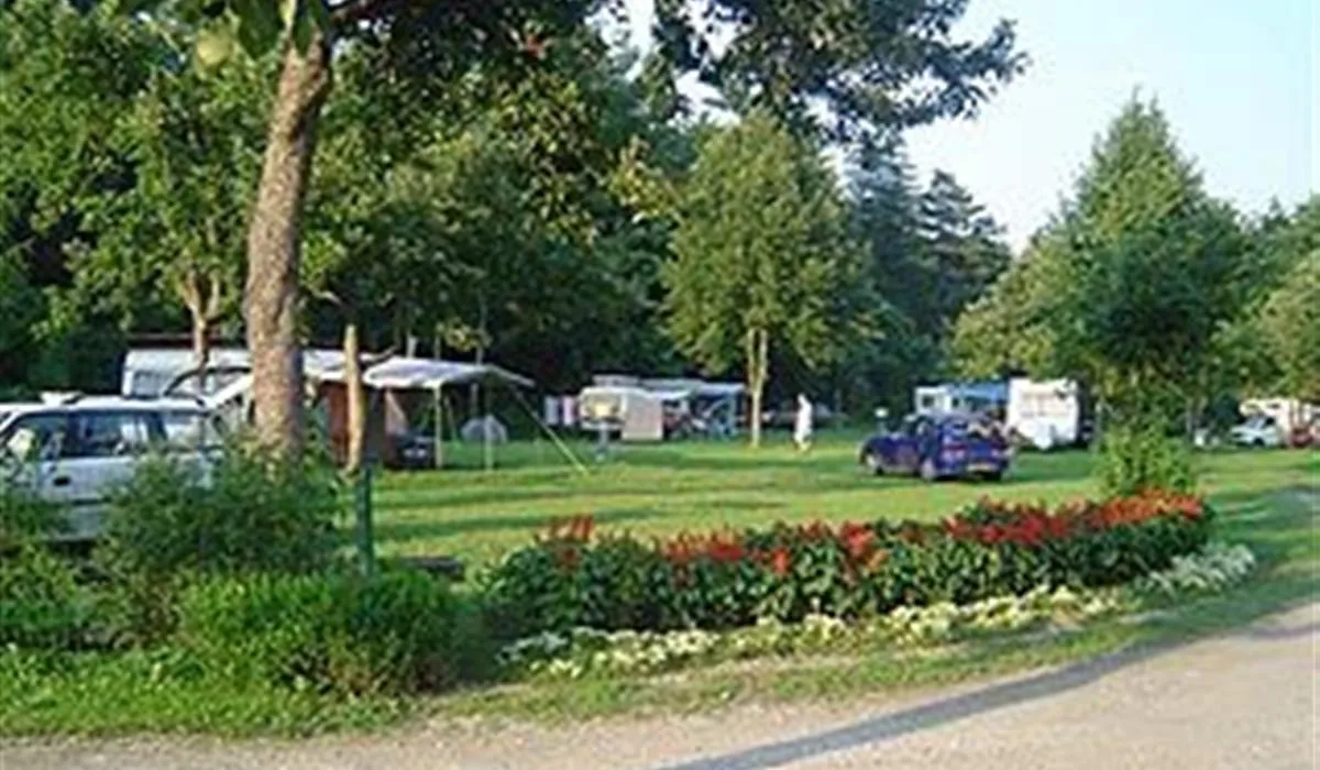 camping-menina-recica-ob-savinji-jvbdq