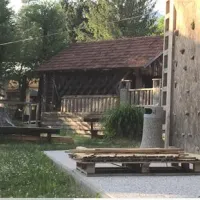camping-menina-recica-ob-savinji-pc3ua