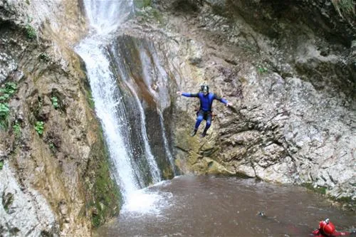 camping-menina-recica-ob-savinji-qoxbc