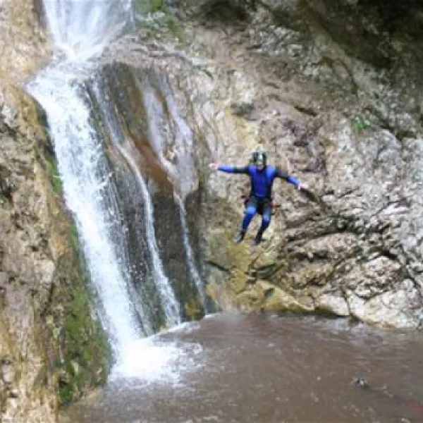 camping-menina-recica-ob-savinji-qoxbc