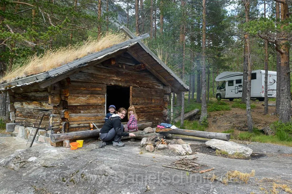 sanden-sare-bubilcamp-wohnmobilpark-valle-6tnjh