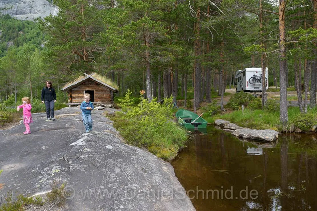 sanden-sare-bubilcamp-wohnmobilpark-valle-dboid