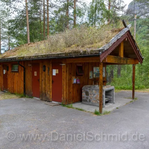sanden-sare-bubilcamp-wohnmobilpark-valle-zd26q