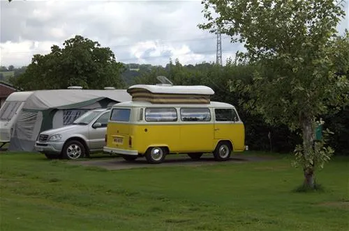 ashcombe-farm-caravan-and-camping-somerset-gdgly