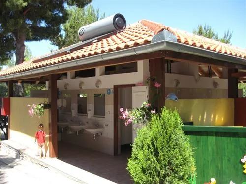kamp-jasenovo-ibenik-hleqc