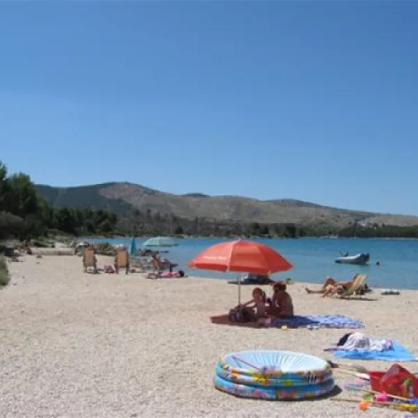 kamp-jasenovo-ibenik-imv2v