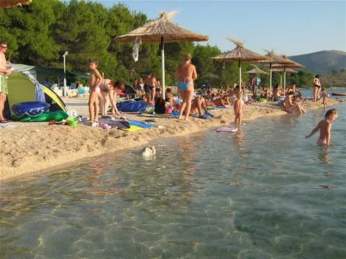 kamp-jasenovo-ibenik-mlnlu