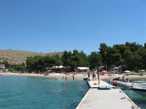 kamp-jasenovo-ibenik-v9rys