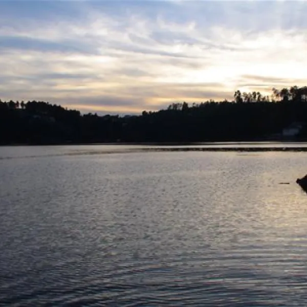 camping-lake-portugal-alverangel-9i3qe