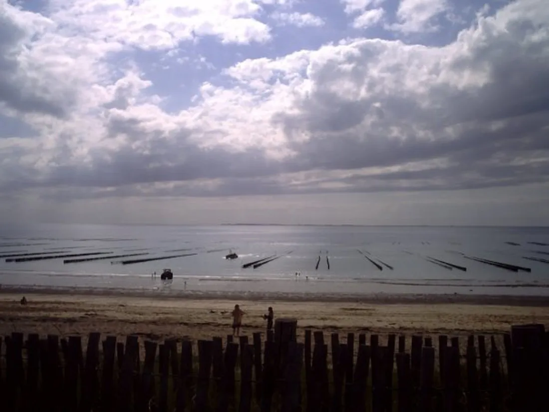 camping-municipal-les-dunes-coudeville-sur-mer-f4due