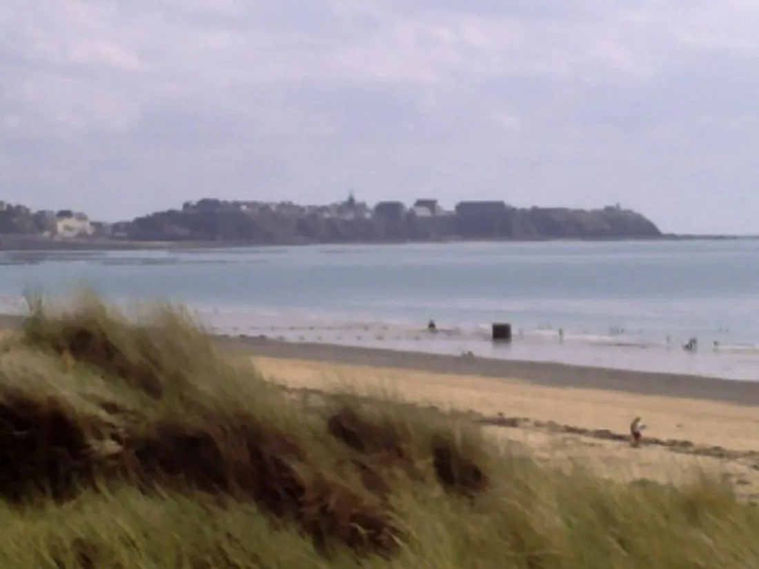 camping-municipal-les-dunes-coudeville-sur-mer-zmfqy