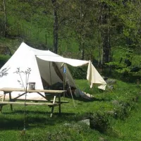 camping-le-clou-thiezac-hbp87