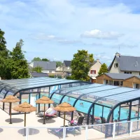 sous-les-pommiers-beauvoir-jhzbg
