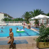 campsite-ionion-beach-glifa-4j2au