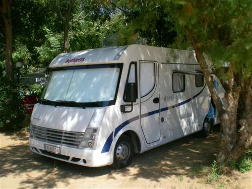 campsite-ionion-beach-glifa-kca0e