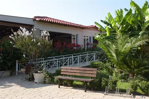 campsite-ionion-beach-glifa-pwihx