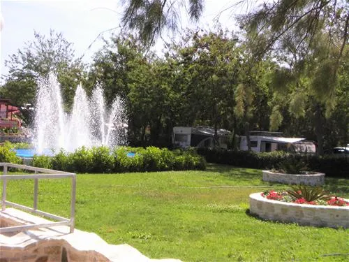 campsite-ionion-beach-glifa-qmpb9