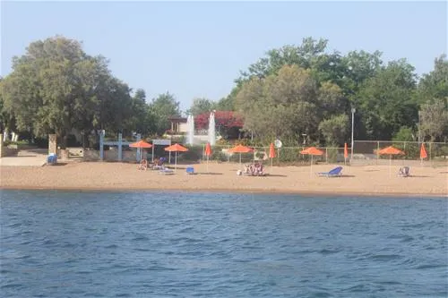 campsite-ionion-beach-glifa-xuokz
