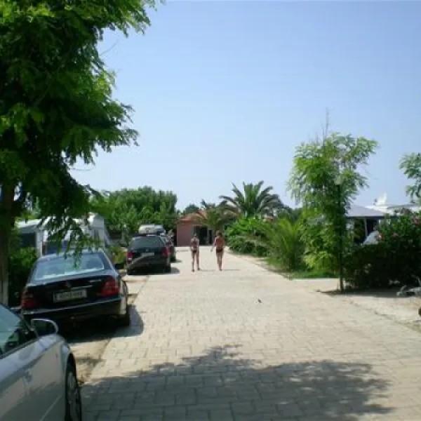 campsite-ionion-beach-glifa-ybyhn