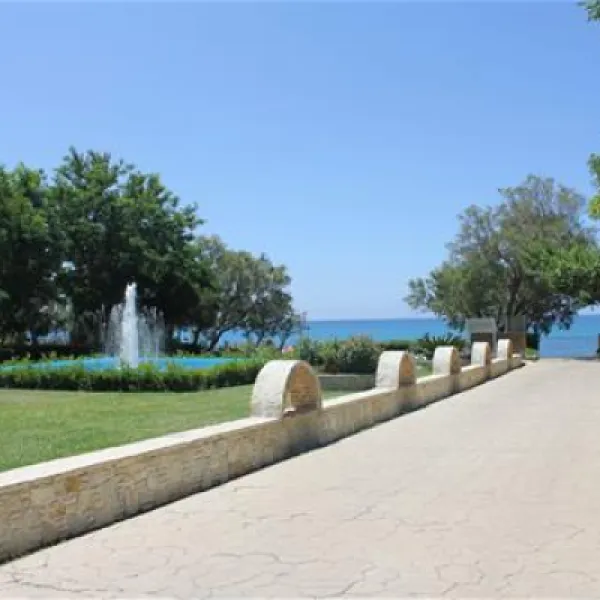 campsite-ionion-beach-glifa-zx4gr