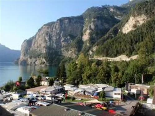 camping-windsurfing-urnersee-flelen-pqgca