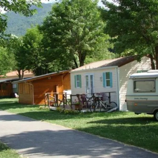 camping-municipal-le-bois-de-boulogne-les-cabannes-1hge0