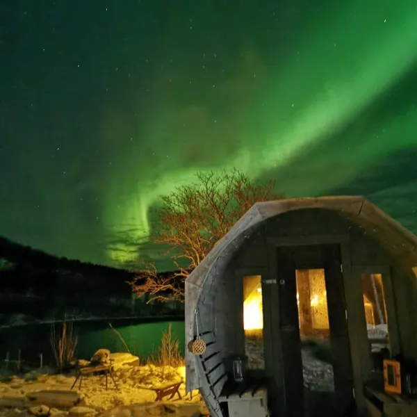senja-arctic-lodge-stonglandseidet-ftp5q