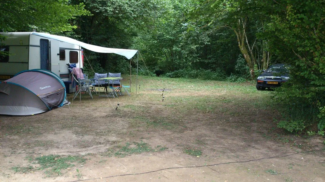 camping-la-faz-jura-dr5im