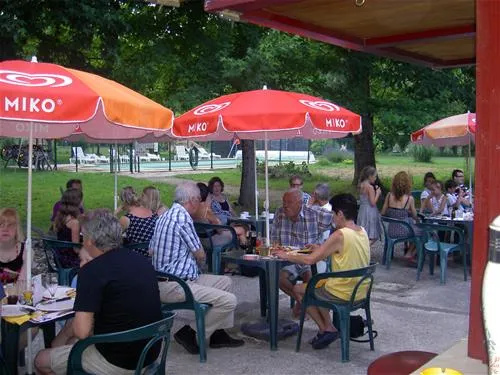 camping-la-plaine-st-parthem-wk6qx