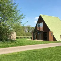 sleningford-watermill-caravan-camping-ripon-ti0dm