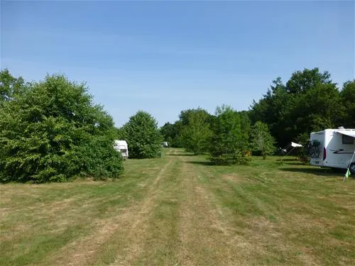 camping-naturiste-les-fourneaux-couzon-gzndp