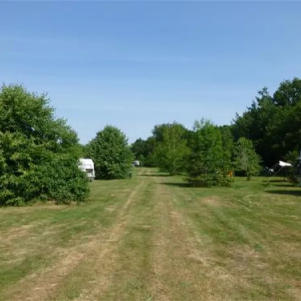 camping-naturiste-les-fourneaux-couzon-gzndp
