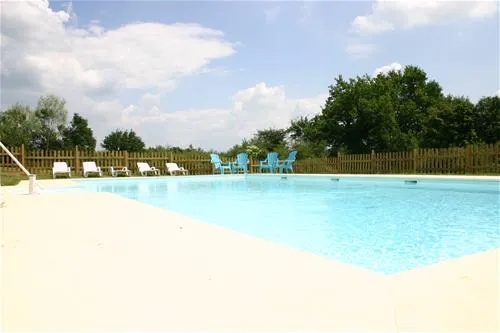 camping-naturiste-les-fourneaux-couzon-stqyf