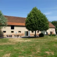 camping-naturiste-les-fourneaux-couzon-vlsgj