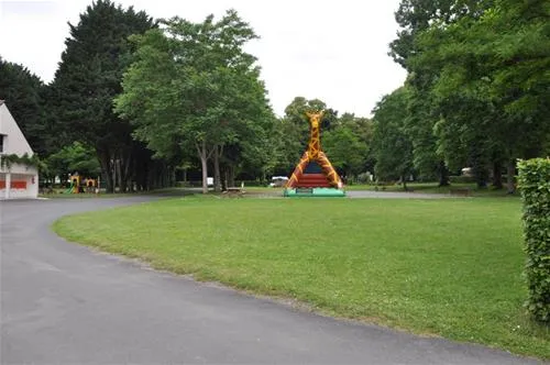 yelloh-village-parc-de-montsabert-coutures-f6xd8