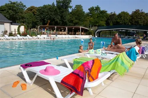 yelloh-village-parc-de-montsabert-coutures-l70zt