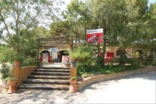 camping-castell-park-palams-5hovw