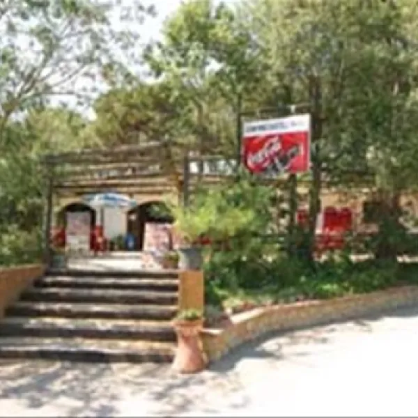 camping-castell-park-palams-5hovw