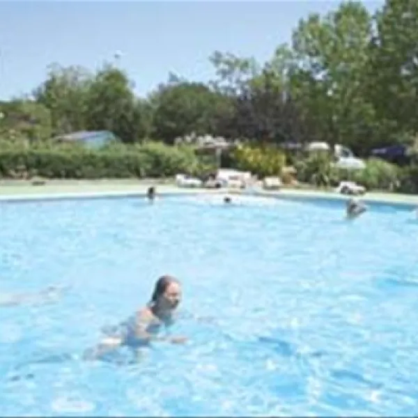 camping-castell-park-palams-9gq7q