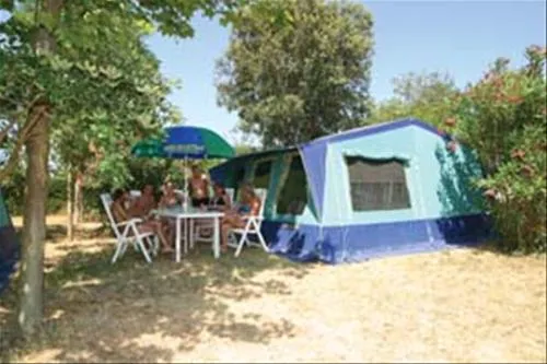 camping-castell-park-palams-h8okf